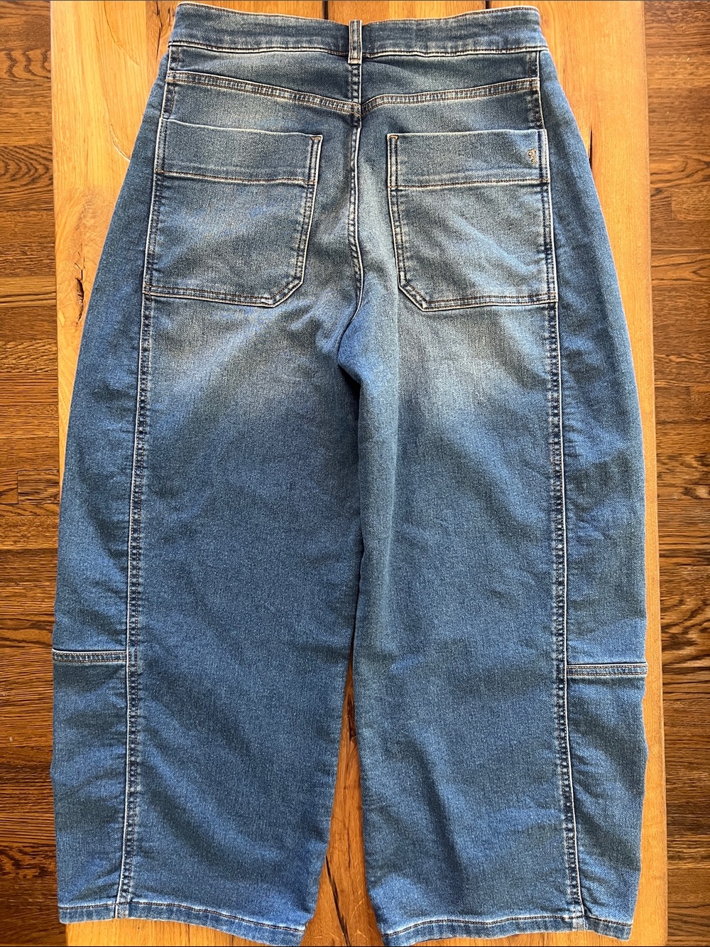 Anthropologie- Pilcro Kenna Mid-Rise Heritage Barrel Jeans- size 28 - Picture 10 of 12